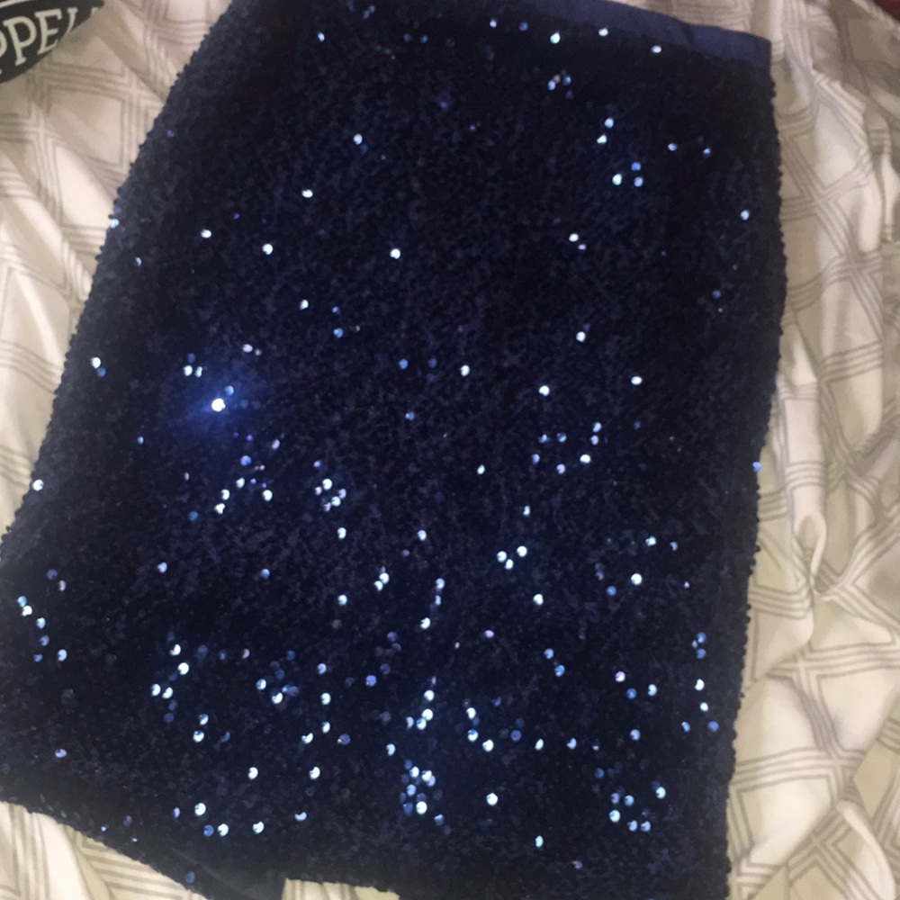 Navy Blue Sequin Skirt 🌠🌃